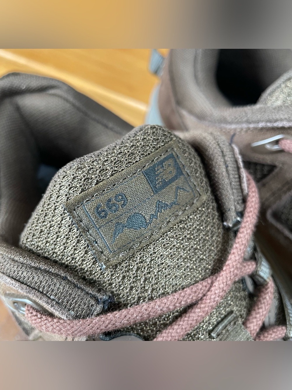New Balance 669v2 Men's Size 11.5 2E Wide Brown Hiking Walking Sneakers MW669LC2 - Picture 6 of 16
